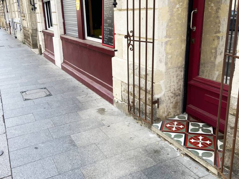 Vente Restaurant 110 m&sup2; — photo 1