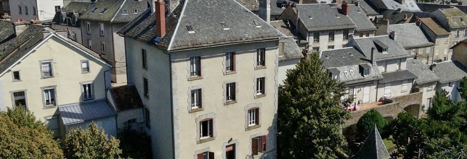 Maison 3 Pièces 325 m² à vendre à Saint-Chély-d'Apcher (48200)