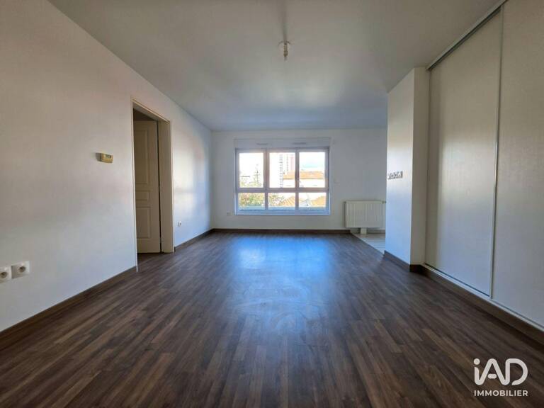 Location Appartement 3 pièces — photo 1