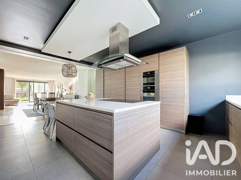 Vente Maison/villa 7 pièces — photo 1
