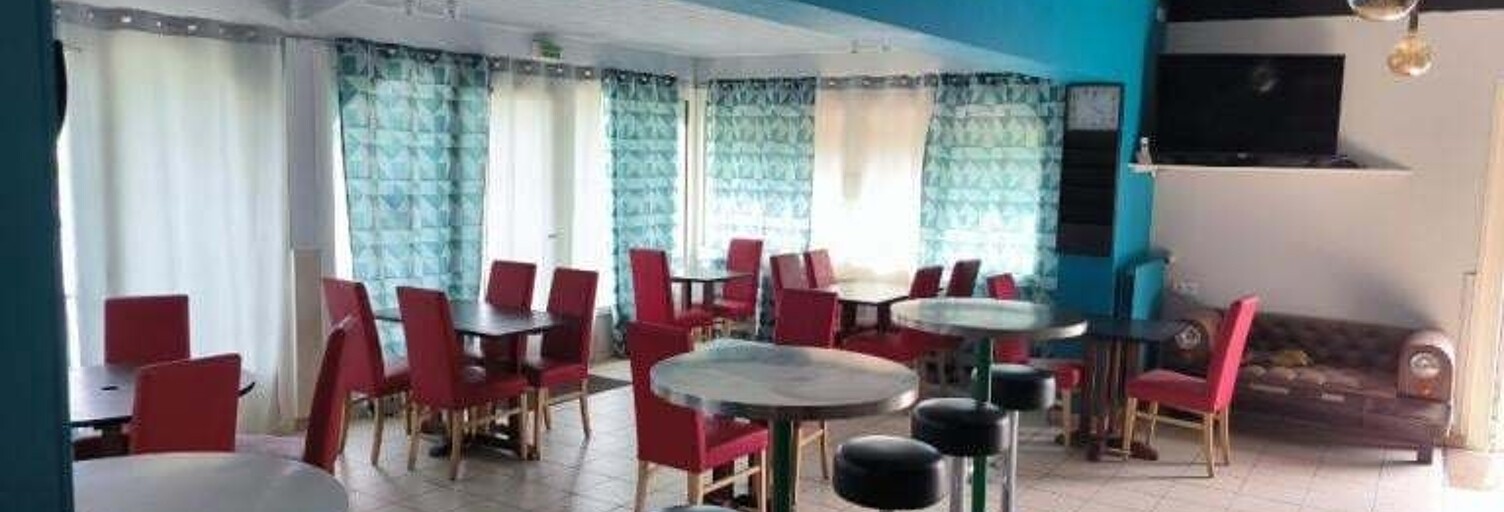 Commerce  200 m² à vendre à Saint-Jean-d'Hermine (85210)
