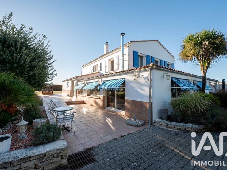 Vente Maison/villa 10 pièces — photo 1