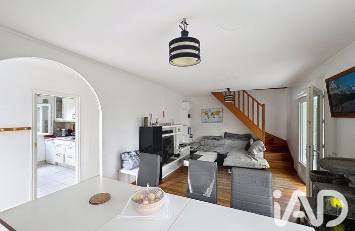 Vente Maison/villa 7 pièces — photo 2