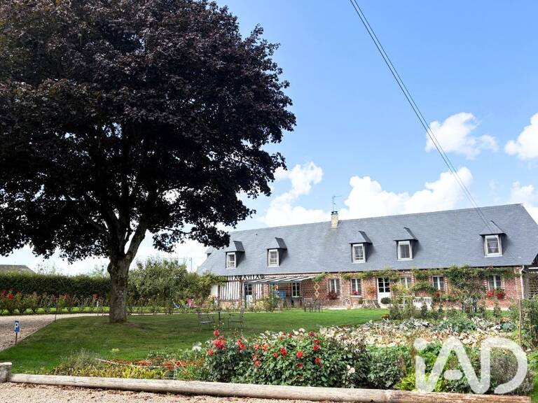 Vente Maison/villa 9 pièces — photo 1