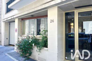 Garage  74000 €