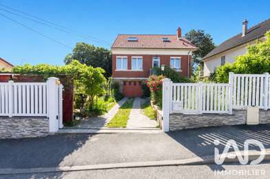 Maison 8 pièces 399000 €