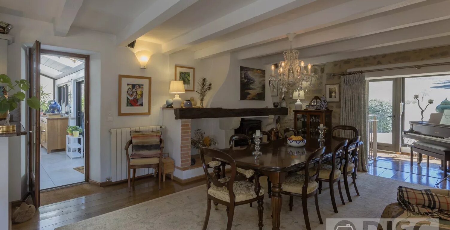 Propriété de charme avec piscine, jacuzzi et 7 hectares dans un environnement préservé — photo 1