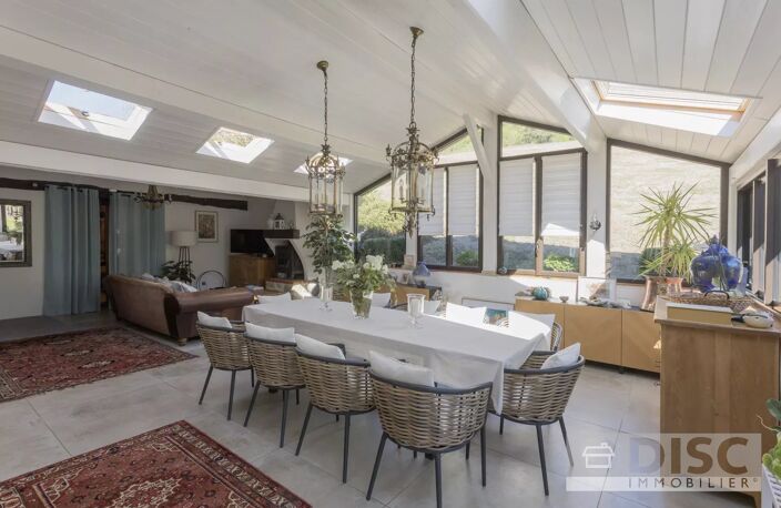 Propriété de charme avec piscine, jacuzzi et 7 hectares dans un environnement préservé — photo 5