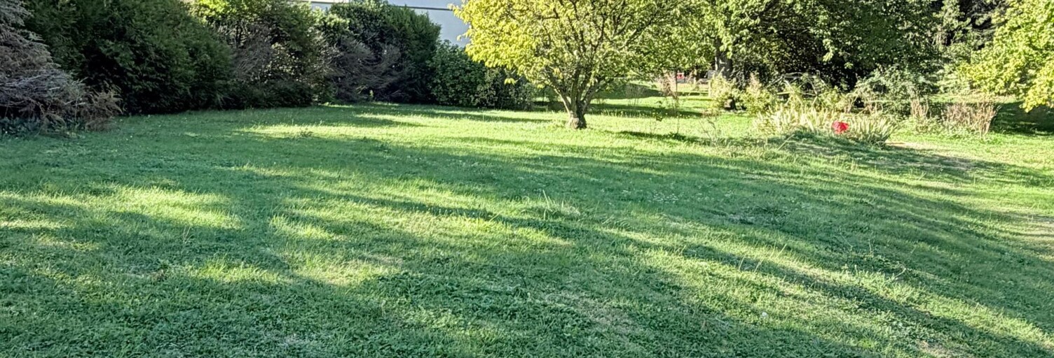 Terrain  1090 m² à vendre à Mont-Saint-Aignan (76130)