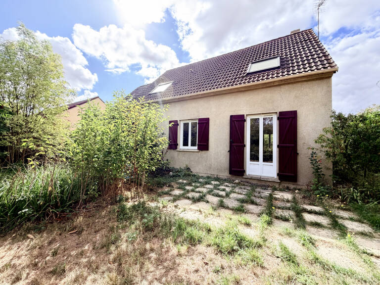 Maison familiale de 3 chambres 93 m2 avec garage et terrain — photo 1