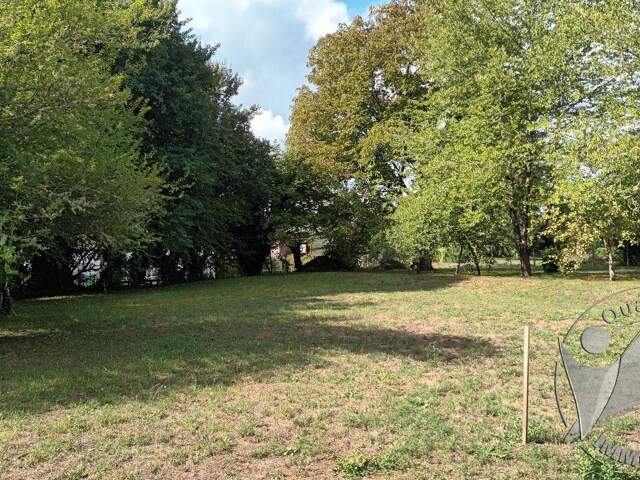 Terrain à bâtir — photo du bien