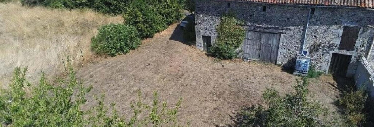 Maison 1 Pièce 107 m² à vendre à Ruffec (16700)