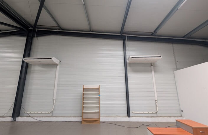LOCAL COMMERCIAL / ARTISANAL 309 m2   DPE A   Construction 2 — photo 5