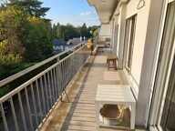 LOURDES – T4 TRAVERSANT AVEC GARAGE, BALCON ET CAVE – RÉSIDENCE DE STANDING — photo 3
