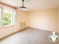 À vendre : maison à rénover au calme à Roquefort — photo 4