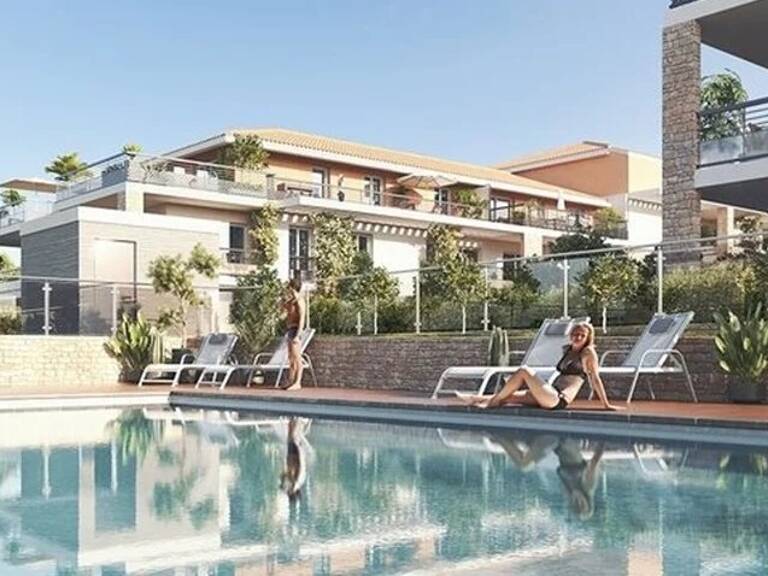 Appartement 3 pièces – Golfe-Juan – Exposition Est / Sud – Terrasse avec jardinière — photo 1