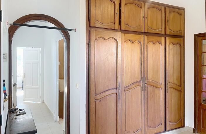 CANNES EUROPE – MAISON DE MAÎTRE DE 195 M² À FORT POTENTIEL — photo 5