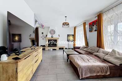 Appartement 4 pièces 265000 €