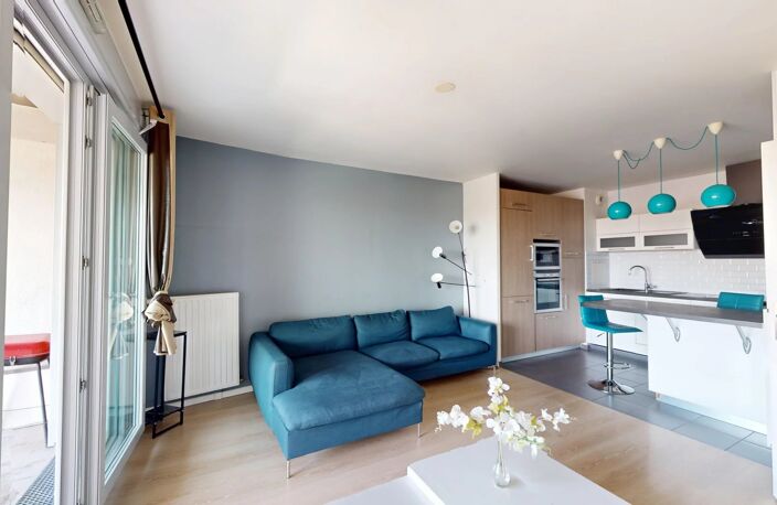 Appartement - 2 pièces avec loggia et parking – Proche RER E — photo 4