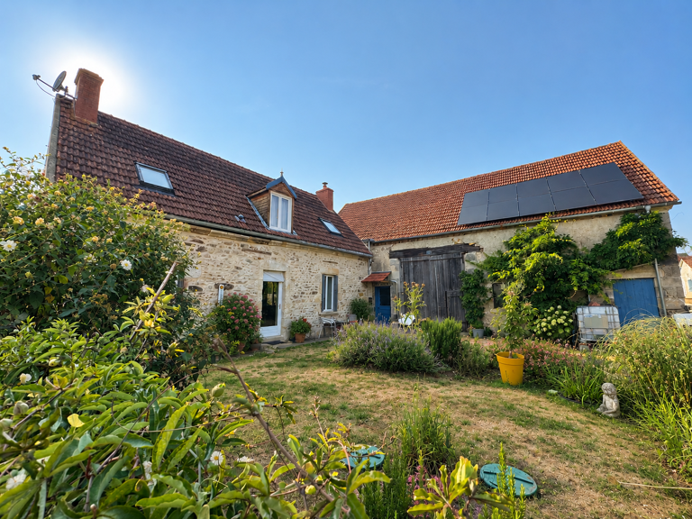 Trois espaces d'habitation   Dépendances et autonomie énergé — photo 1