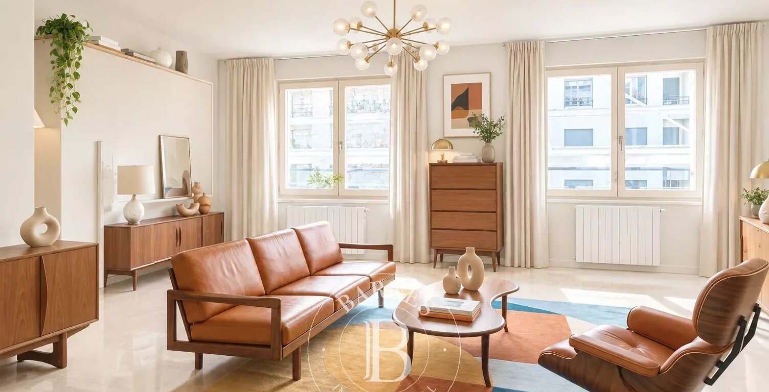 Lyon 3 - Préfecture - Appartement de 128,38 m²  - 2 chambres - À rénover — photo 1