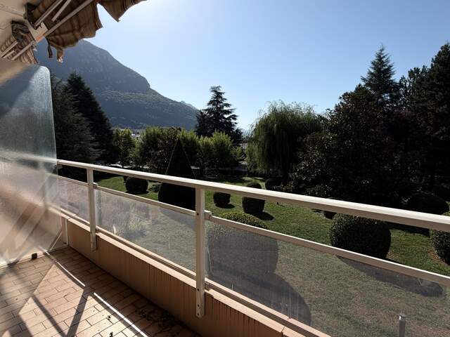 Appartement 1 pièce 31 m² à Annecy — photo du bien