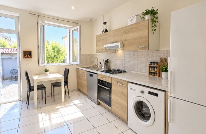 IMMEUBLE 400M2 QUINCIEUX — photo 4