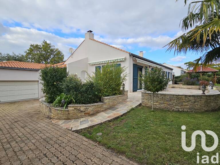 Vente Maison traditionnelle 9 pièces — photo 1