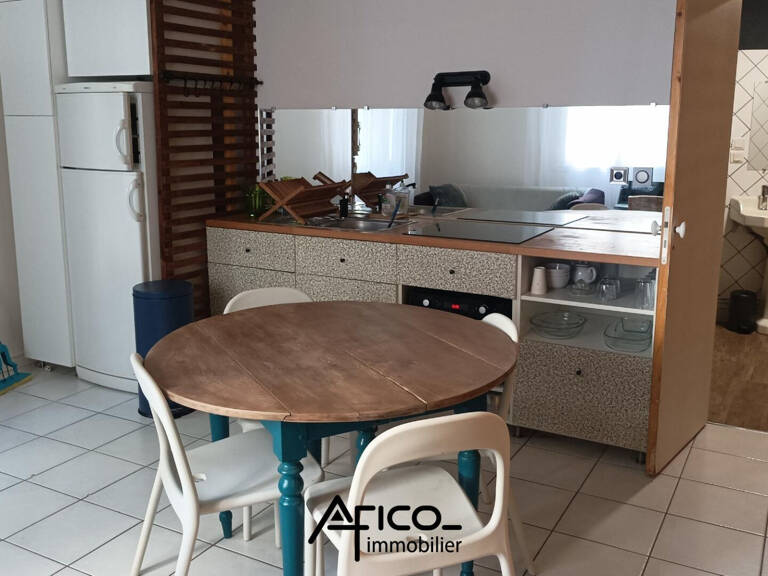 Appartement T2 MEUBLÉ - 34.29 m2 - TOURS CENTRE — photo 1
