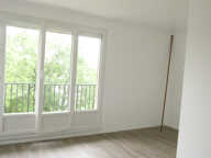 Appartement Evreux 1 pièce 31 m2 BALCON / PARKING — photo 2