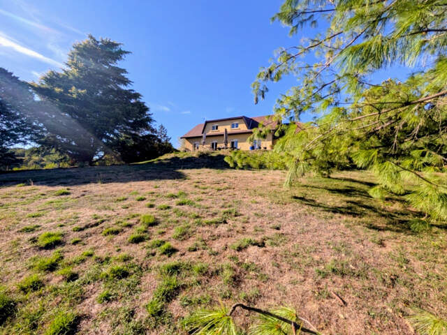 VILLA - SEPTEME - 8 pièces - 144 M² — photo du bien