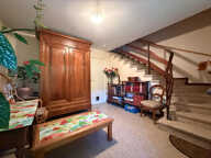 Ensemble de deux maisons mitoyennes, 1169 m² terrain, garage, cave. — photo 2
