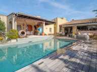 Villa d'exception à  Juvignac : 316 m² habitables sur magnifique terrain avec piscine intérieure  extérieure — photo 4