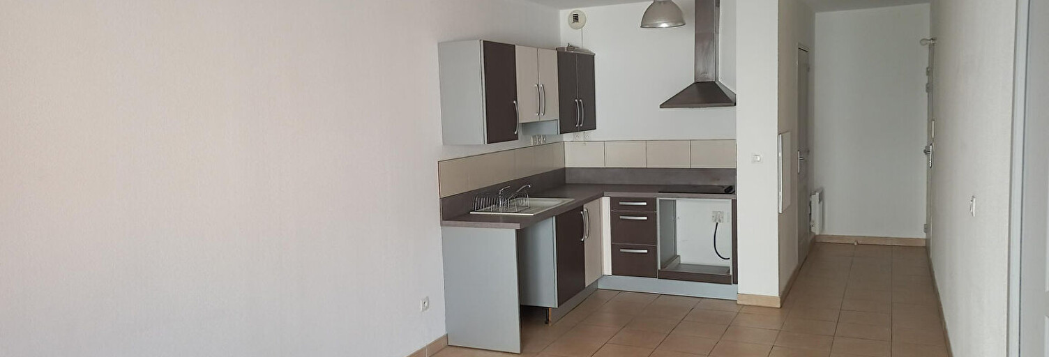 Appartement 2 Pièces 38 m² à louer à La Roquebrussanne (83136)