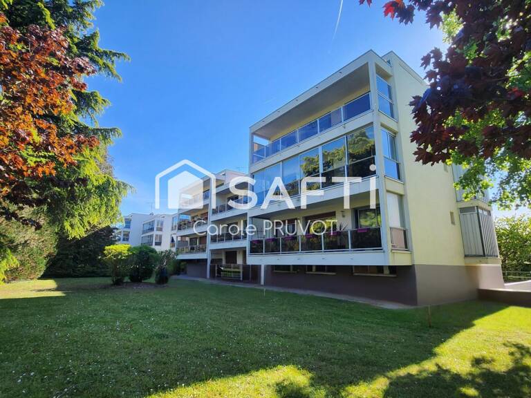 Freneuse - Appartement lumineux de 94m2 / 2 chambres / Balcon / Box — photo 1