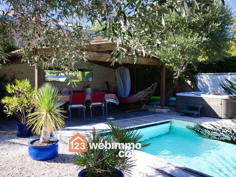 Maison - 150m² - Nieul-sur-Mer — photo 1
