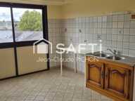 RARE À LA VENTE  ENSEMBLE DE DEUX APPARTEMENTS EN PLEIN CENTRE-VILLE DE MAYENNE — photo 4