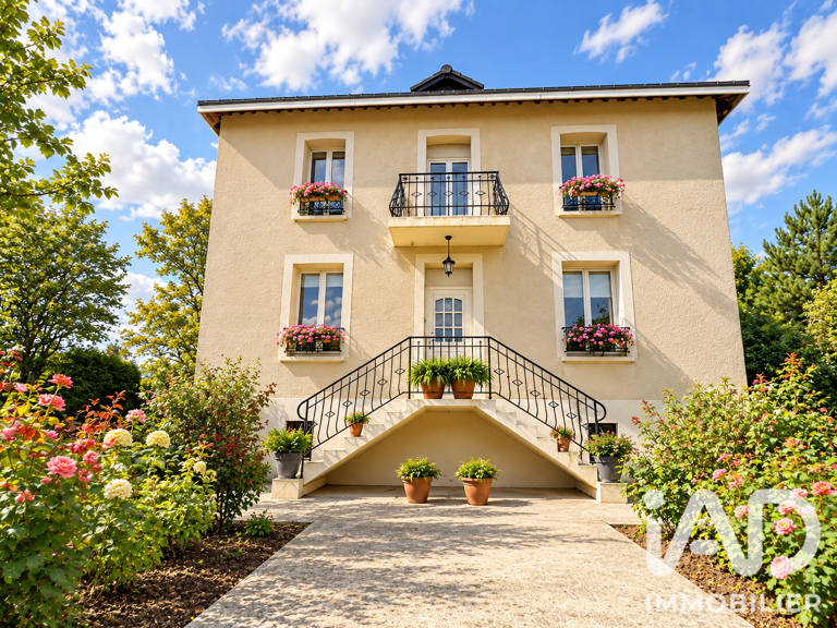 Vente Maison/villa 7 pièces — photo 1