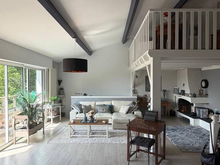 maison Atypique quai Métayer à 2 m de la sèvre à Niort — photo 1