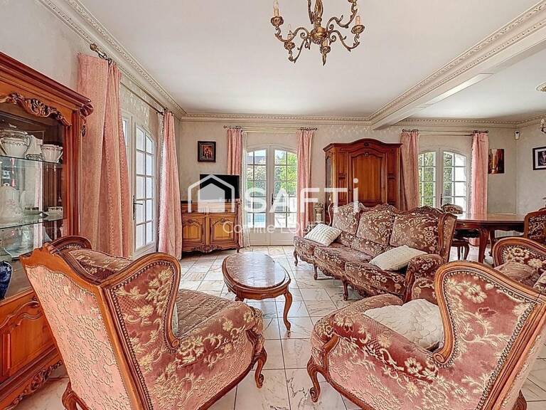 Maison familiale sur les hauteurs — photo 1