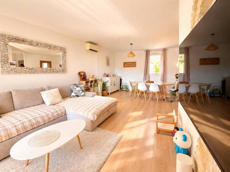 Spacieux 91 m², lumineux et sans travaux ! — photo 1