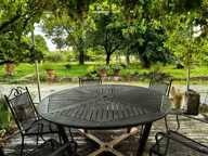 Grande Maison de famille VILLENEUVE LA COMTESSE — photo 2