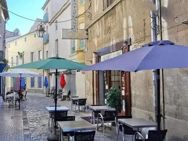 Fonds de commerce restaurant au cœur historique de Narbonne — photo du bien