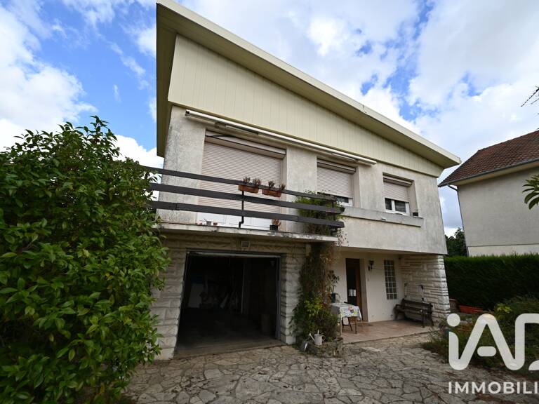 Vente Maison traditionnelle 8 pièces — photo 1