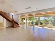 Maison traditionnelle - 9 pièces - 276 m² — photo 2