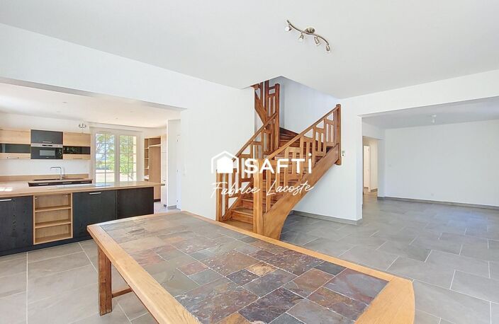 Maison traditionnelle - 9 pièces - 276 m² — photo 5