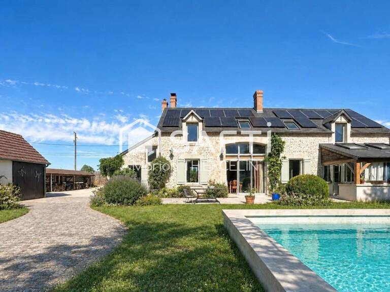 Superbe longère de 205m² habitables environ avec piscine et jardin soigné — photo 1