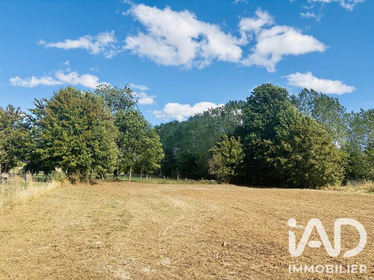 Vente Terrain à bâtir 2 047 m&sup2; — photo 1