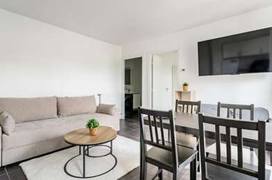 Appartement 2 pièces 963 €