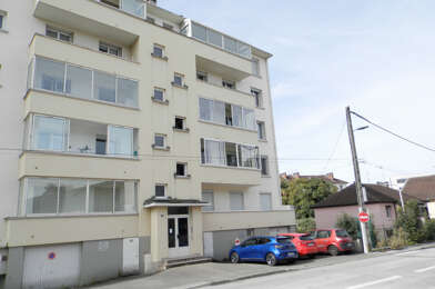 Appartement 4 pièces 148000 €